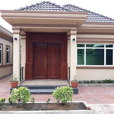 Serei Saophoan Villa Homestay Sisophon Exterior photo